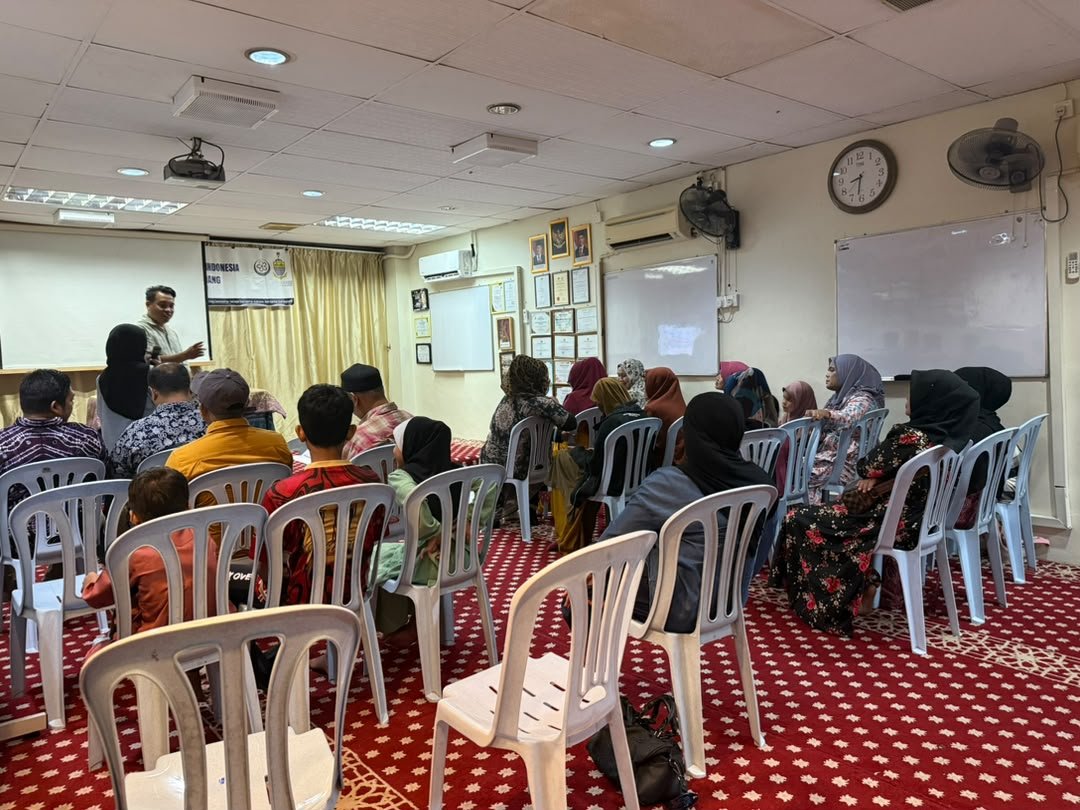 Berdayakan Ekonomi Perantau Wanita, PERMAI Penang dan FEB UNS Sukses Gelar Pelatihan Literasi Keuangan Terintegrasi
